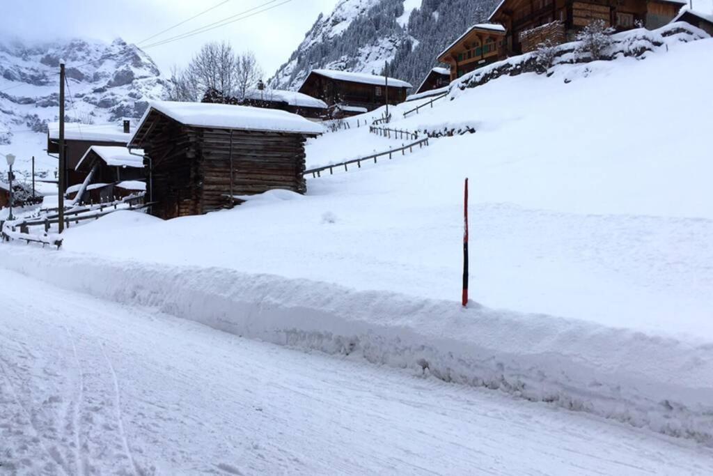 Olle And Maria'S B&B- Apartment Gimmelwald Exterior photo